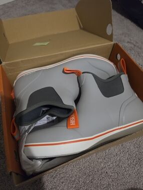 Gray Slip-On HI SEA Rain Boots with Orange Trim Womans Size 10